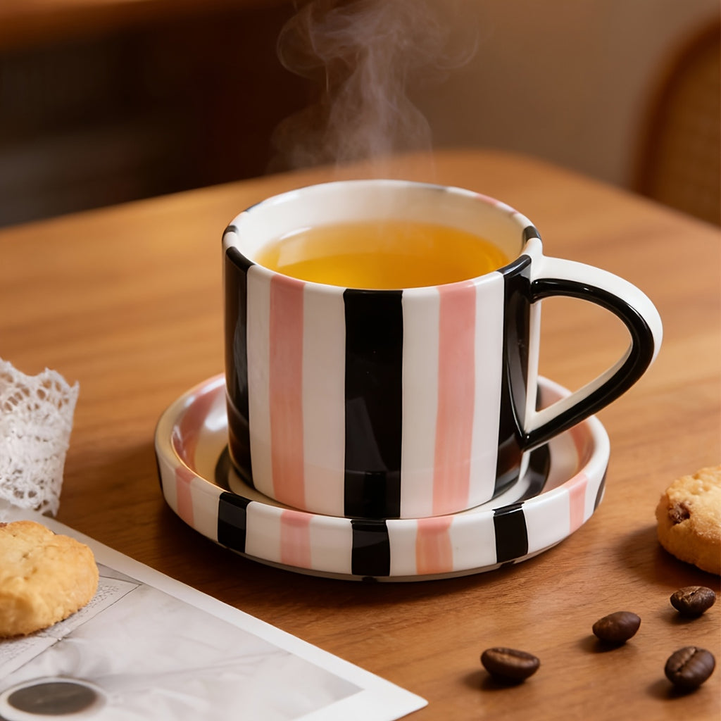 INS Style Striped Ceramic Coffee Cup And Saucer Set Featuring a Minimalist Vertical Stripe Design, Aesthetically Pleasing for Enjoying Beverages. This Home Drinkware Set Is Perfect for Lattes, American Espresso, And Tea