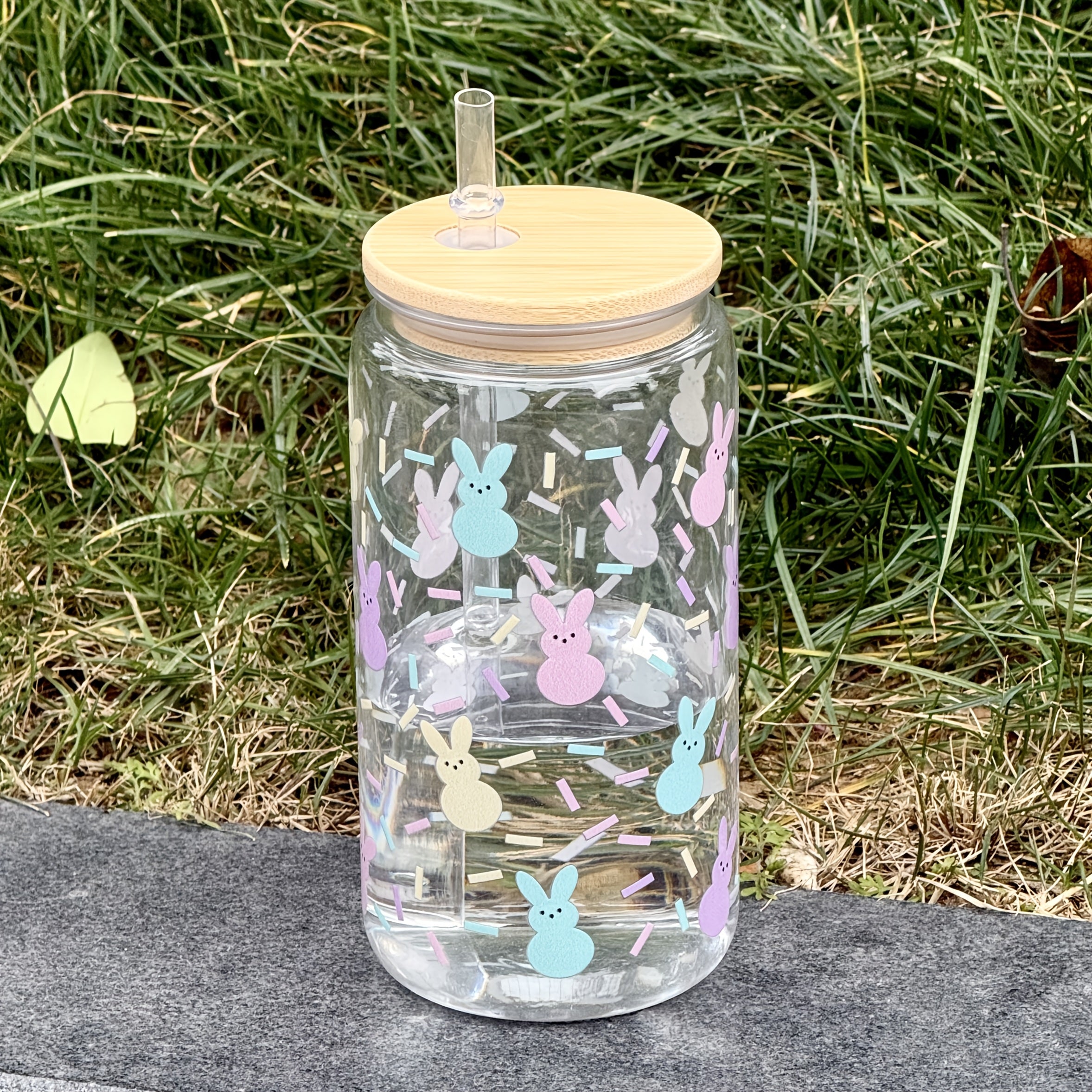 16Oz Easter Bunny Print Plastic Water Cup with Lid, Straw, And Brush - Perfect Lightweight Summer Hydration Coffee Mug for Family, Friends, And Colleagues